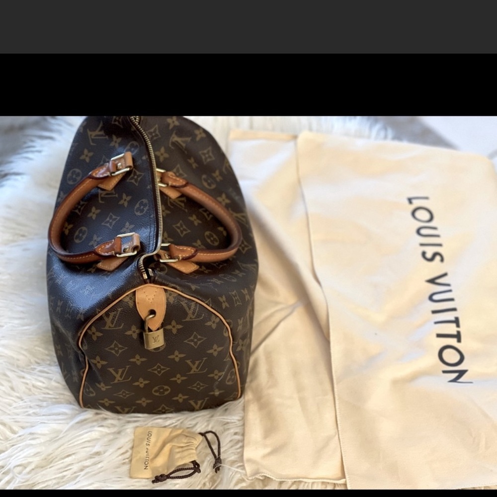 Authentic Louis Vuitton Speedy 30